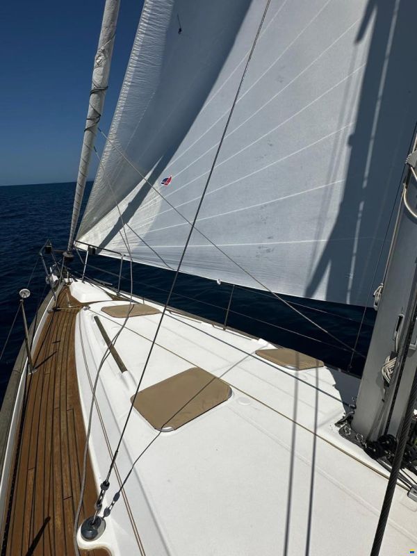 Beneteau Oceanis 411