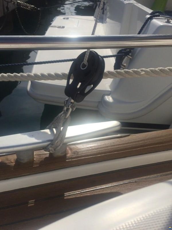 Beneteau Oceanis 411