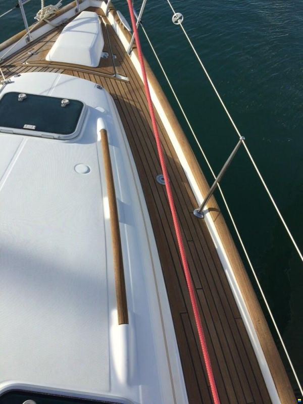Beneteau Oceanis 411