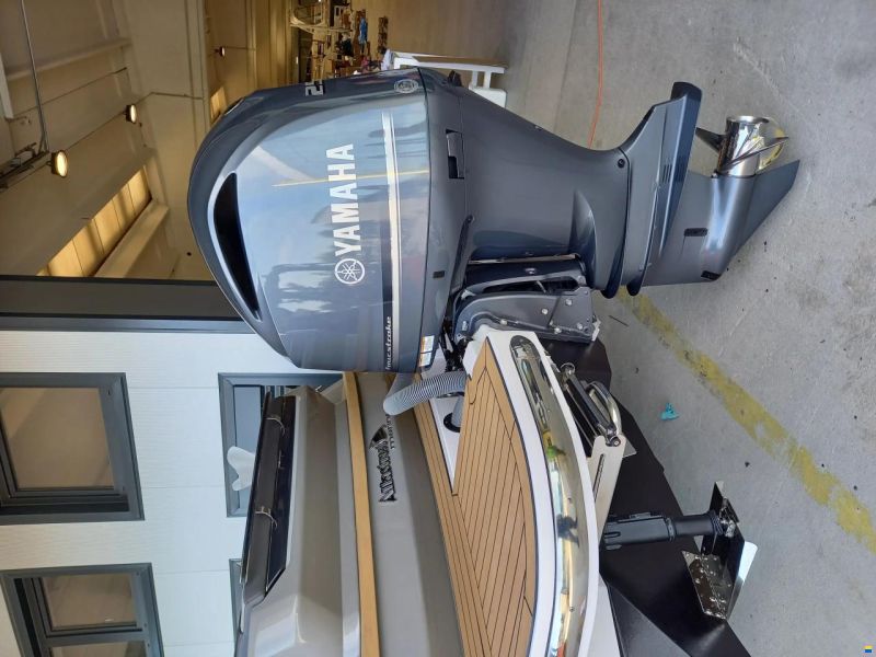 Alfastreet Yachts 25 Cabin Evo