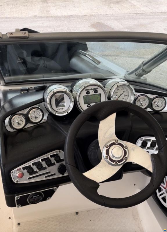 MasterCraft X2