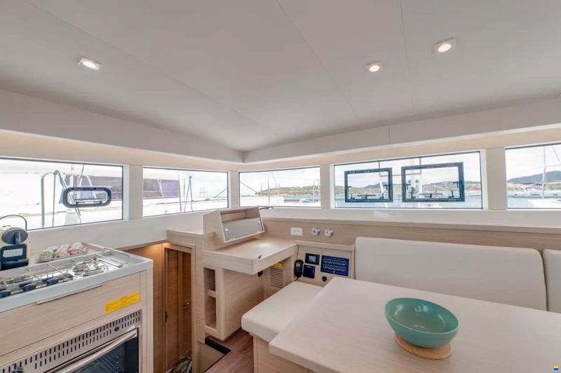 Lagoon 40