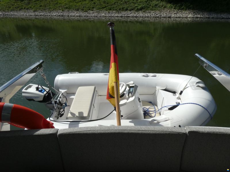 ehemaliges Polizeiboot