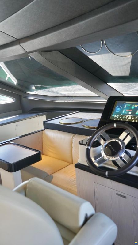 Azimut Fly 78