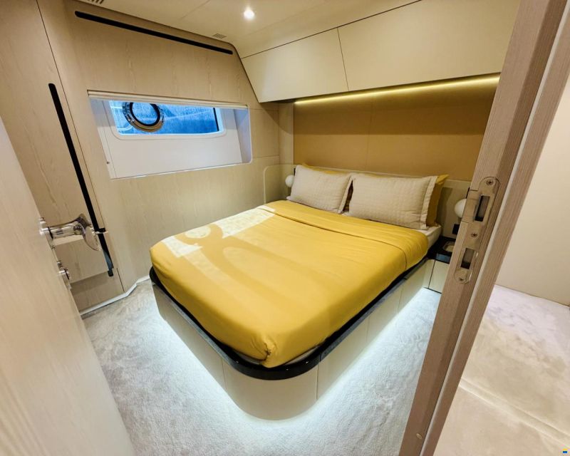 Azimut Fly 78