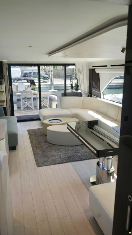 Azimut Fly 78