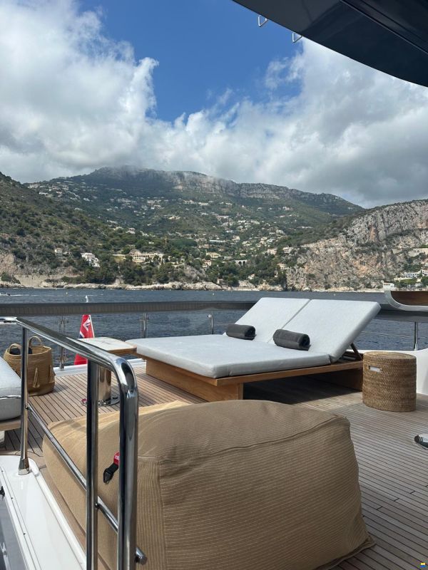 Azimut Fly 78