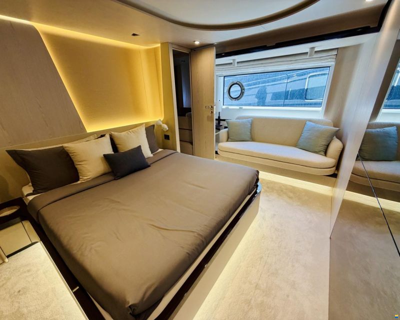 Azimut Fly 78
