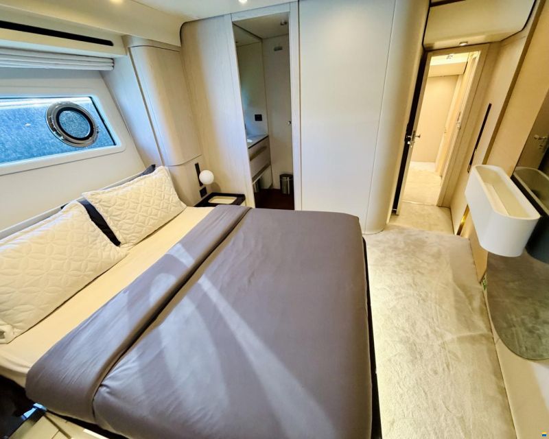 Azimut Fly 78