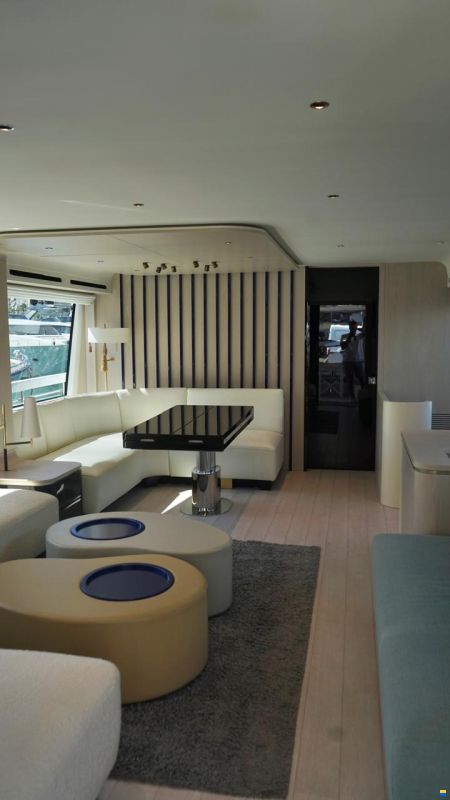 Azimut Fly 78