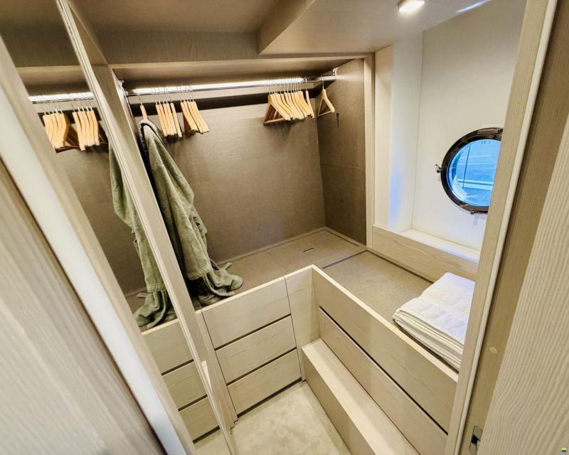 Azimut Fly 78
