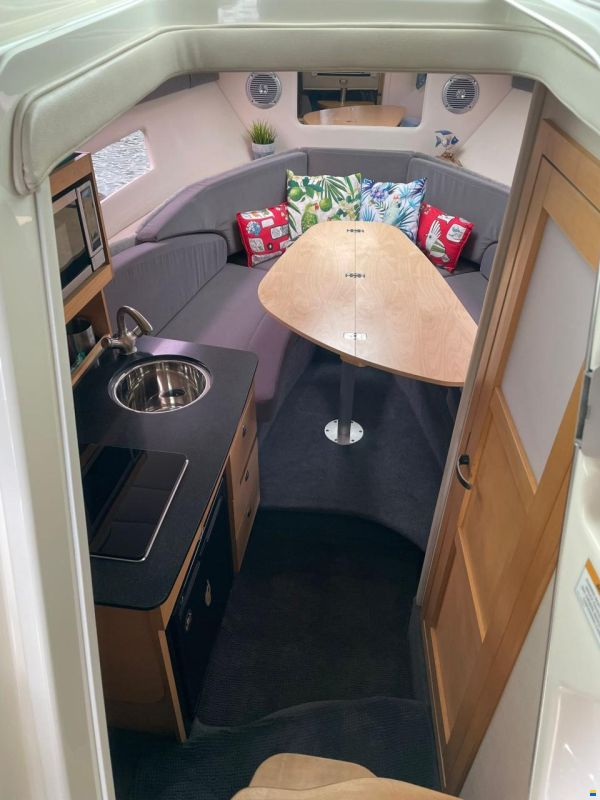 Bayliner Ciera 8