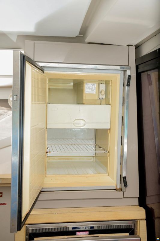Fountaine Pajot Lucia 40