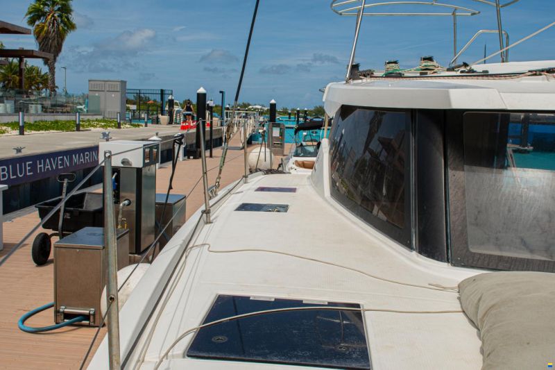 Fountaine Pajot Lucia 40