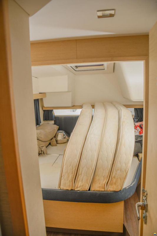 Fountaine Pajot Lucia 40
