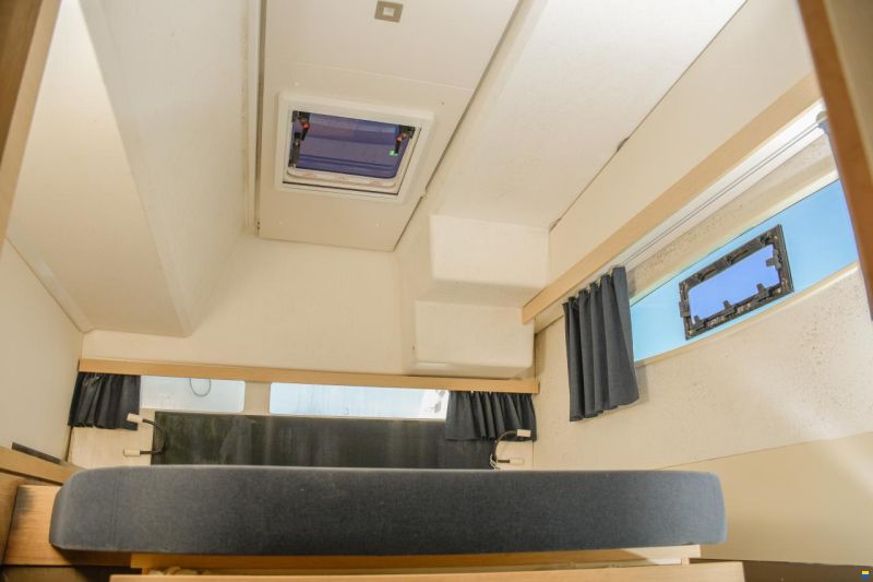 Fountaine Pajot Lucia 40