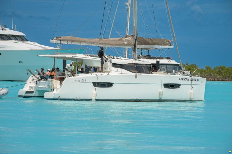 Fountaine Pajot Lucia 40