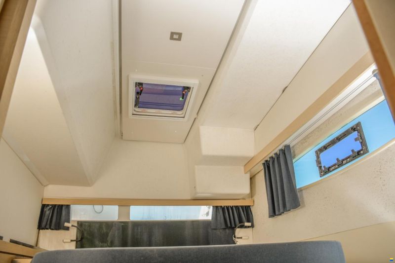 Fountaine Pajot Lucia 40