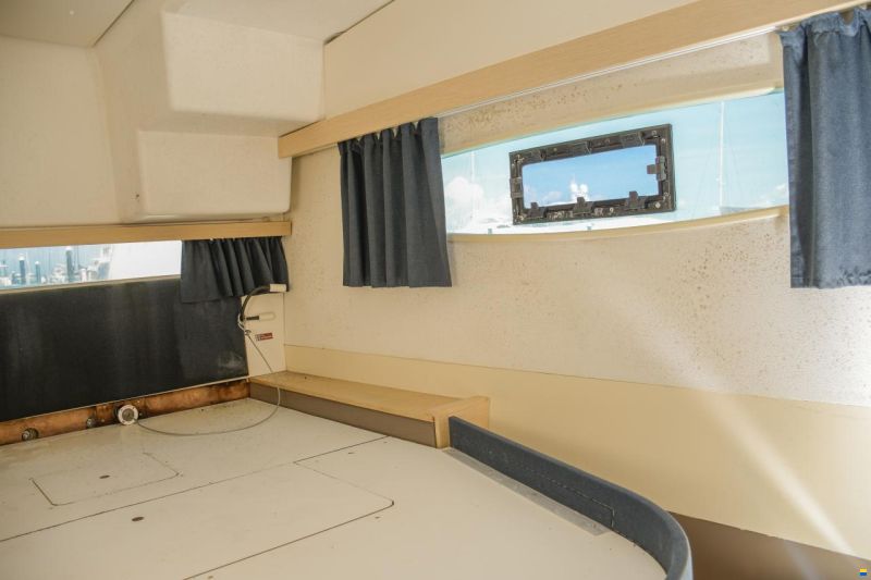 Fountaine Pajot Lucia 40