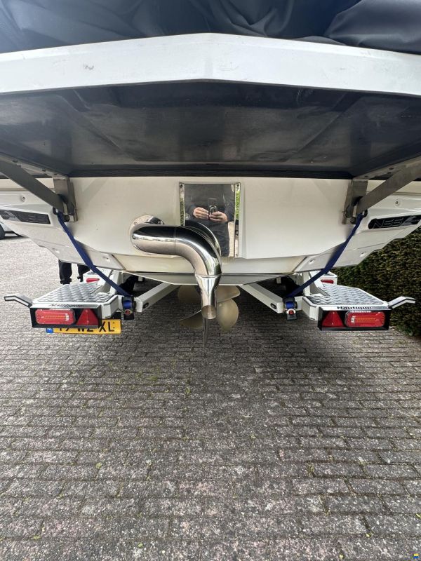 Nautique G23