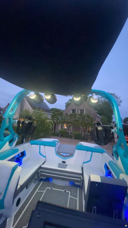 Nautique G23