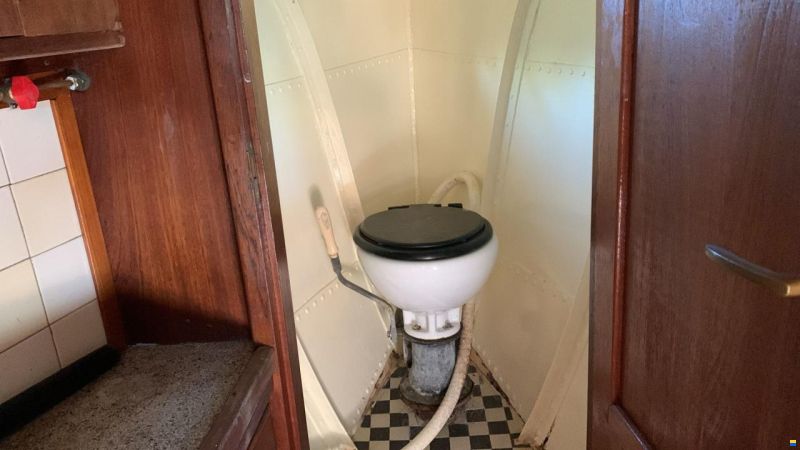 Bakdeksalonkruiser 9.00
