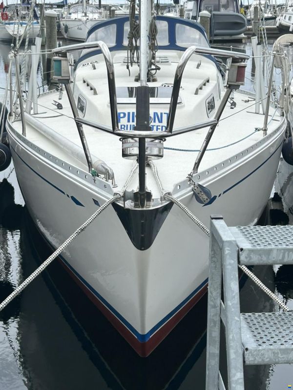 Sagitta 35