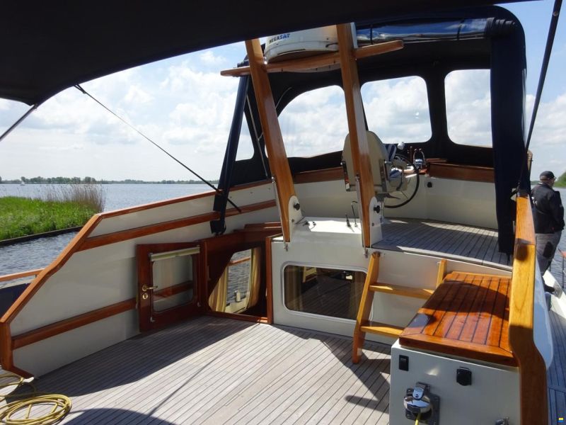 Valkkruiser FLY 42
