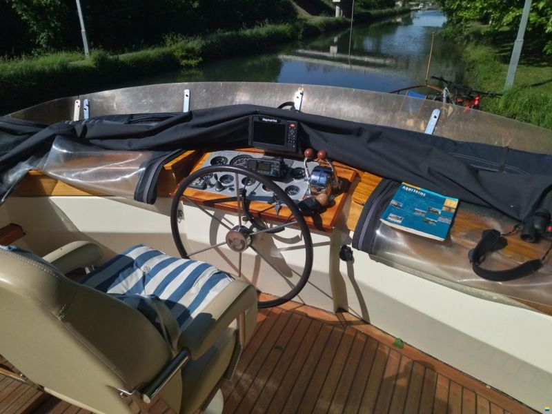Valkkruiser FLY 42