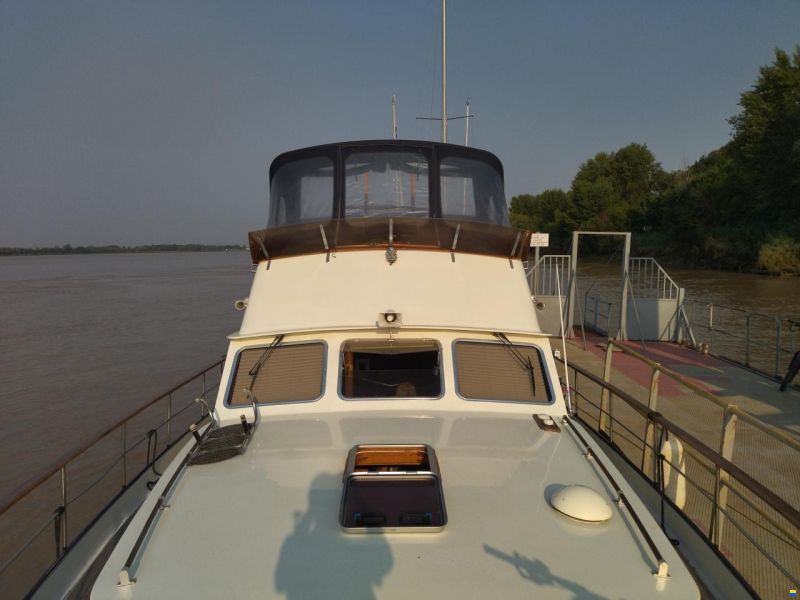 Valkkruiser FLY 42