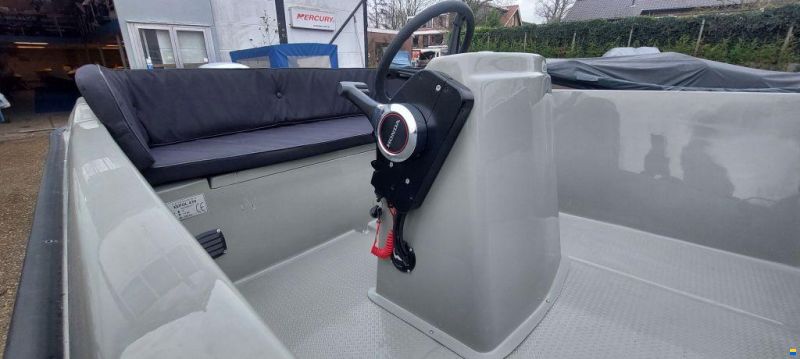 Seafinder 435