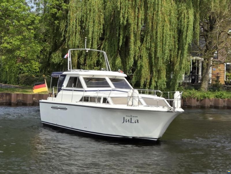 Princess 33