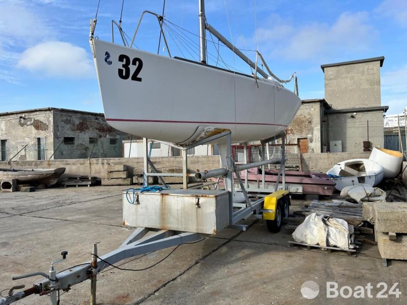 Beneteau Platù 25