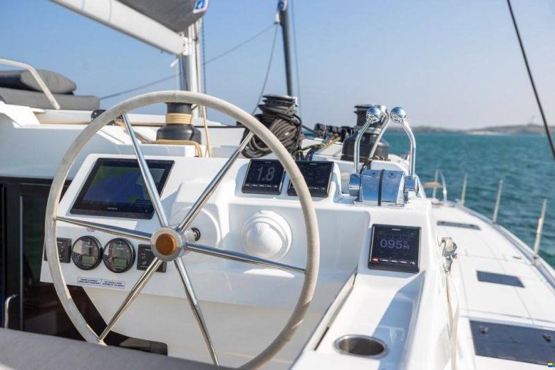 Fountaine Pajot AURA 51