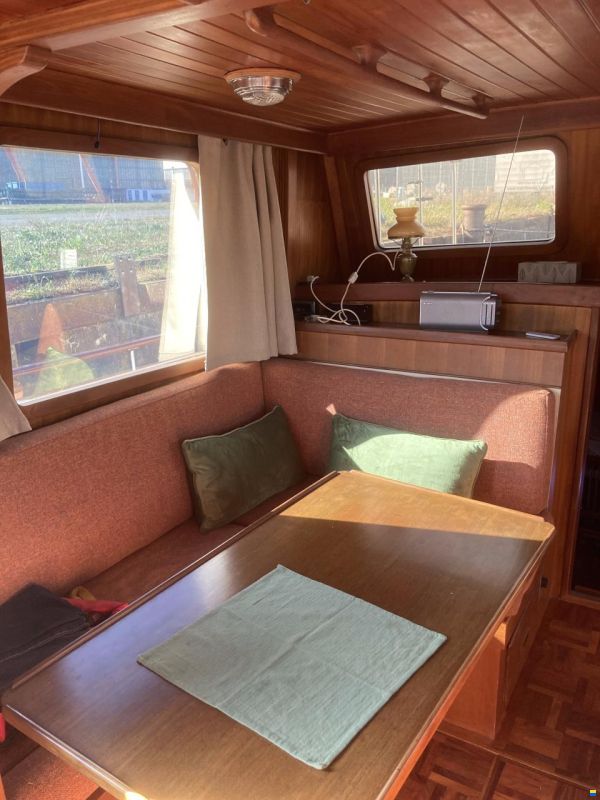 AMS Marine Trawler 34 DC