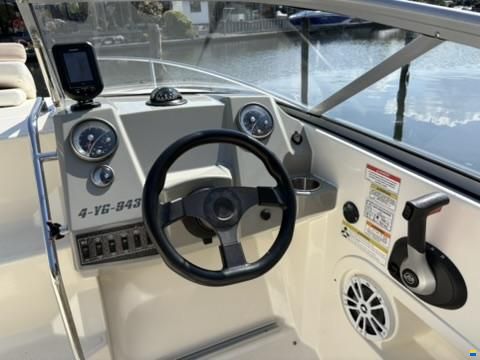 Bayliner 642