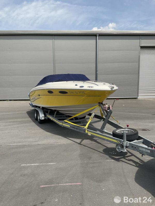 Sea Ray 240 SSE