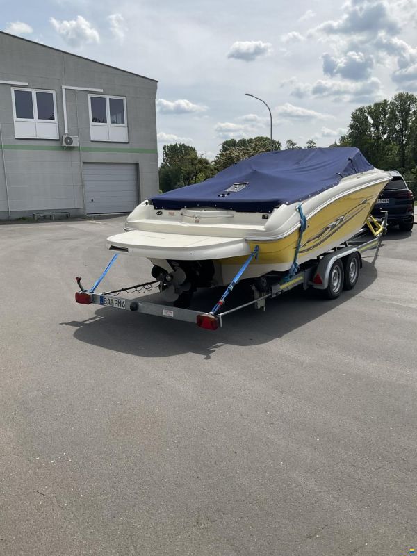 Sea Ray 240 SSE