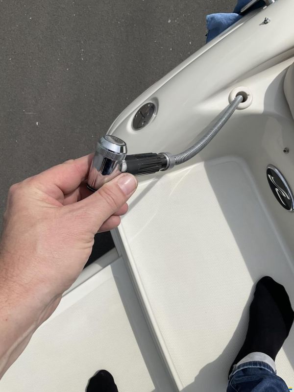 Sea Ray 240 SSE