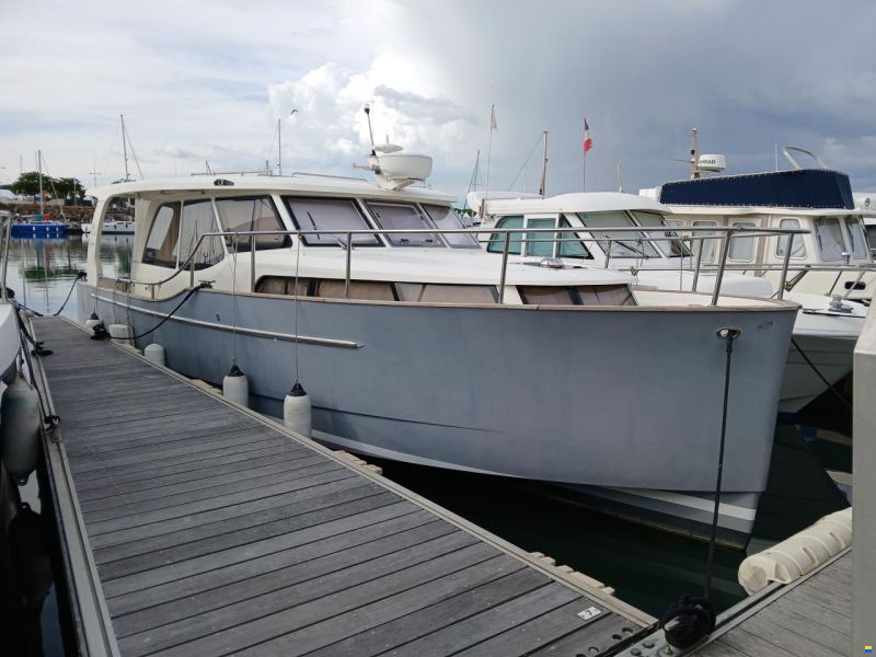 Greenline 33