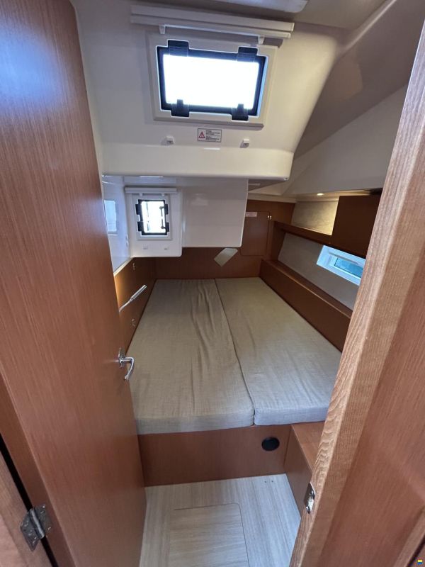 Bavaria C45 Style