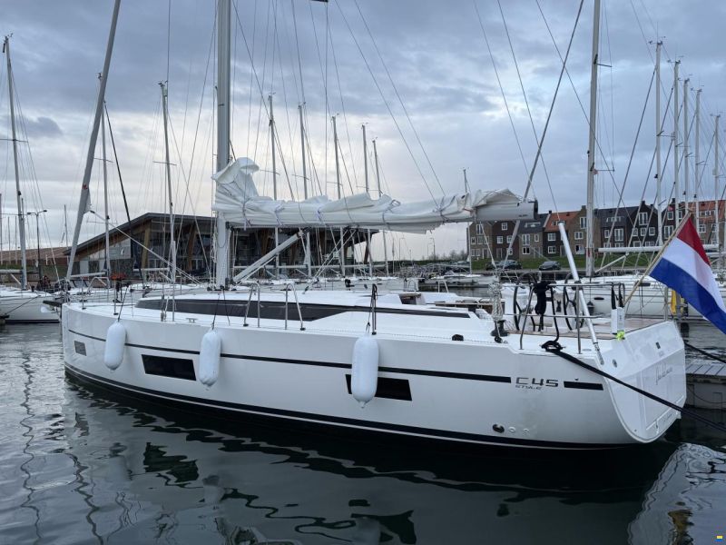 Bavaria C45 Style