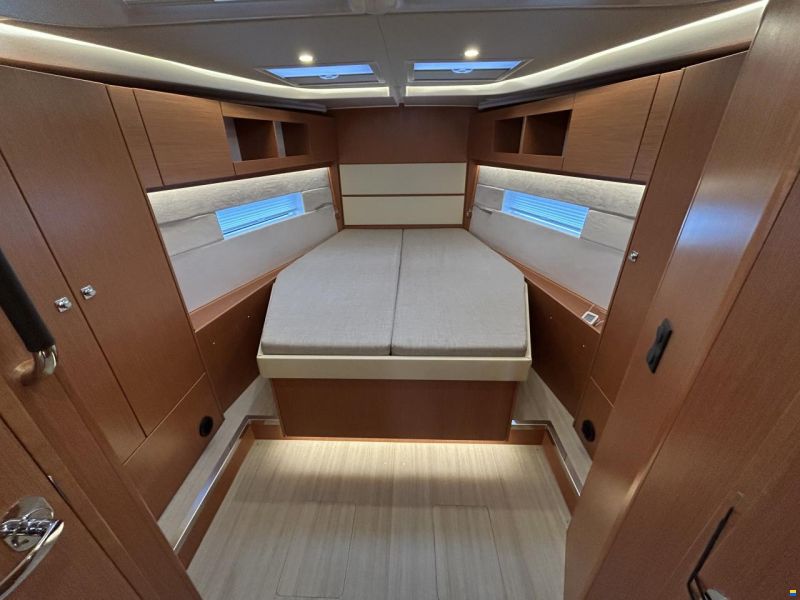 Bavaria C45 Style