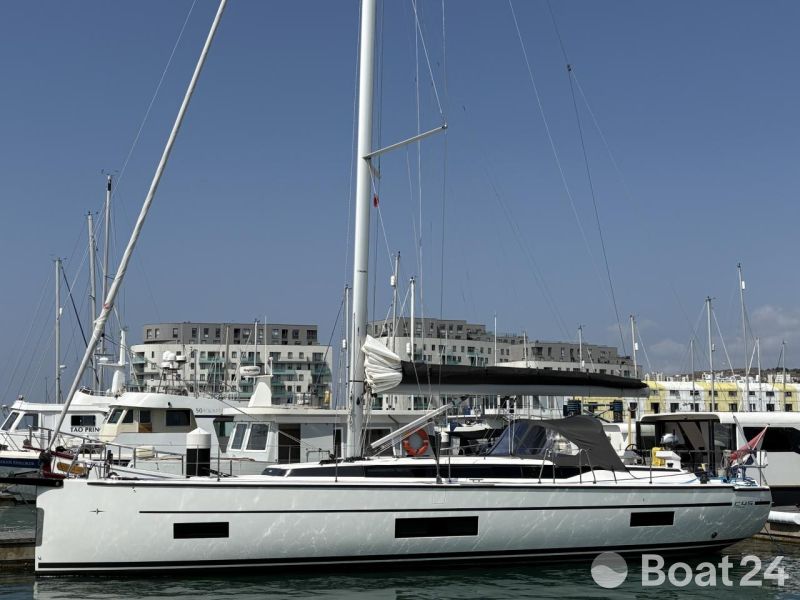 Bavaria C45 Style