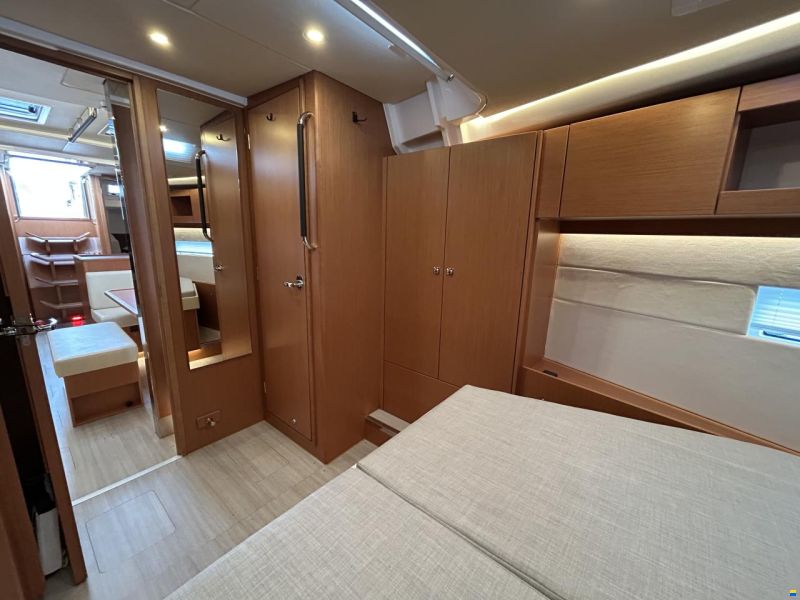Bavaria C45 Style
