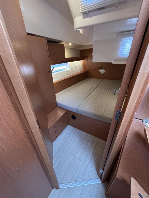 Bavaria C45 Style