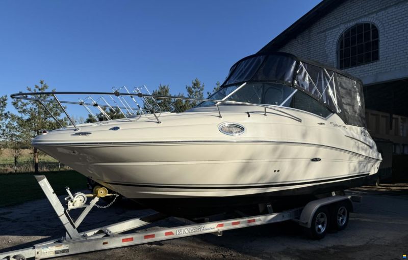 Sea Ray Sundancer 240