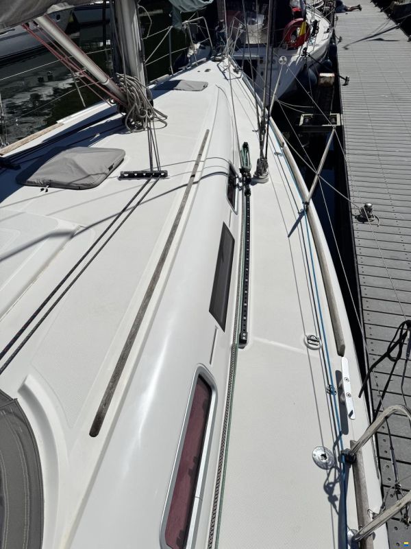 Dufour 40 Performance