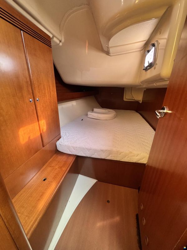 Dufour 40 Performance