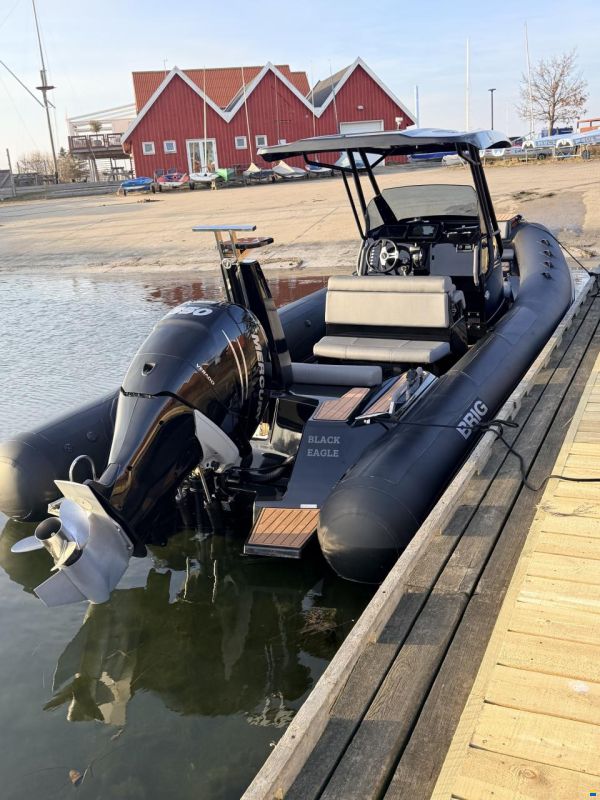 Brig Eagle 8